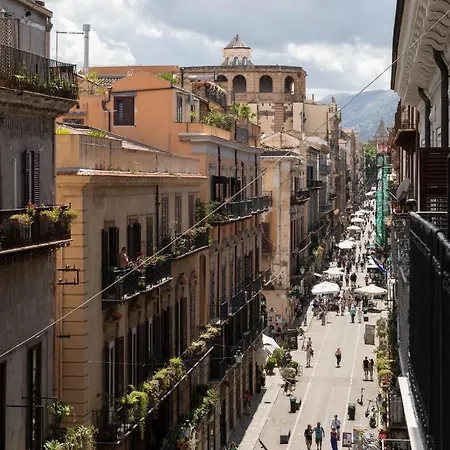 Villena Plaza By Wonderful Italy 3*