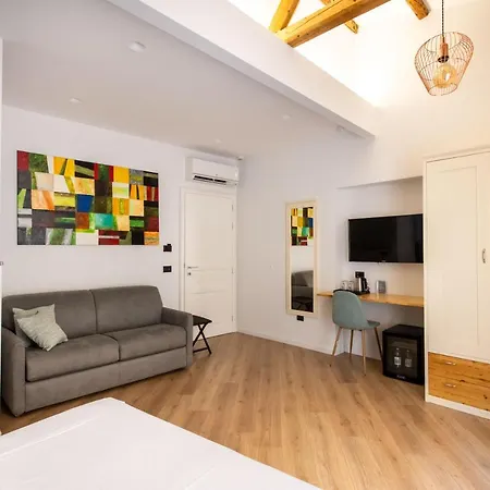 Casa de hóspedes Villena Plaza By Wonderful Italy 3*